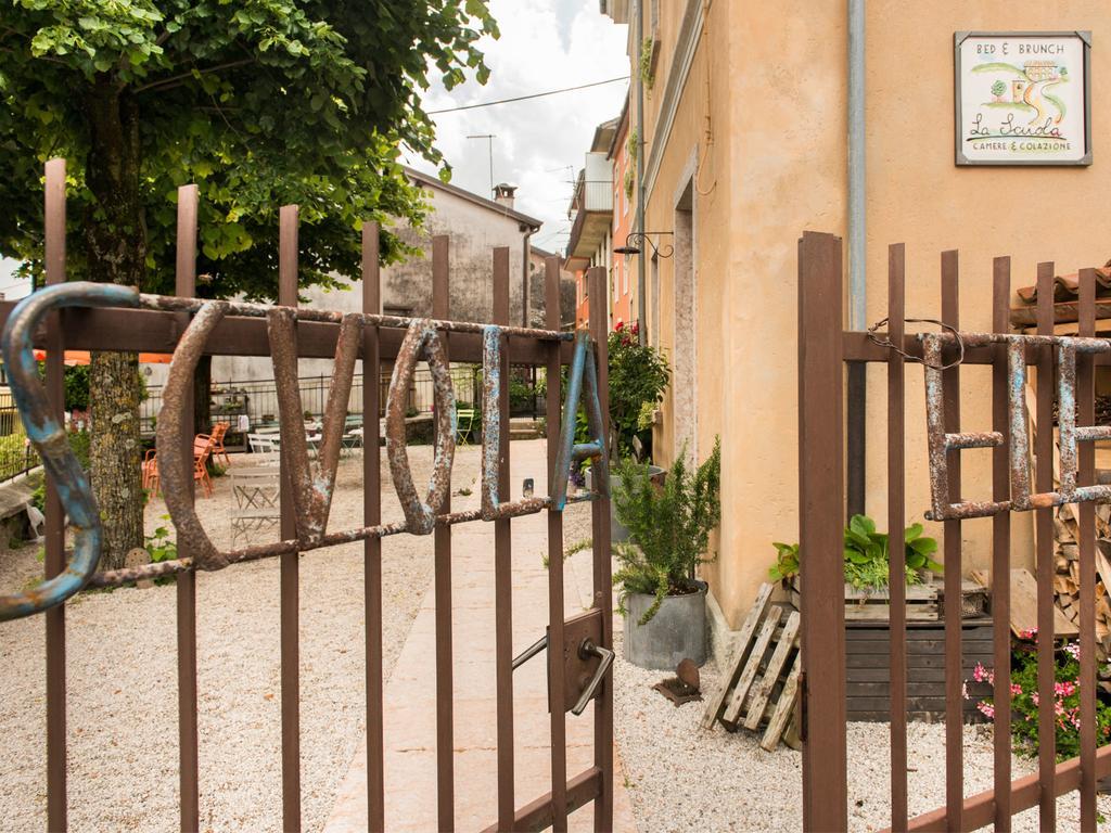 La Scuola Guesthouse Lusiana Dış mekan fotoğraf